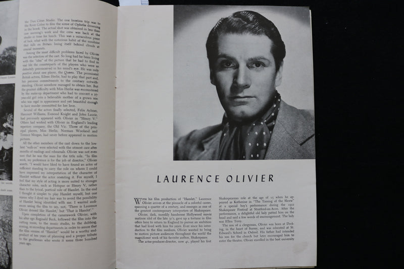 1948 LAURENCE OLIVIER PRESENTS HAMLET PROGRAM - K 2289