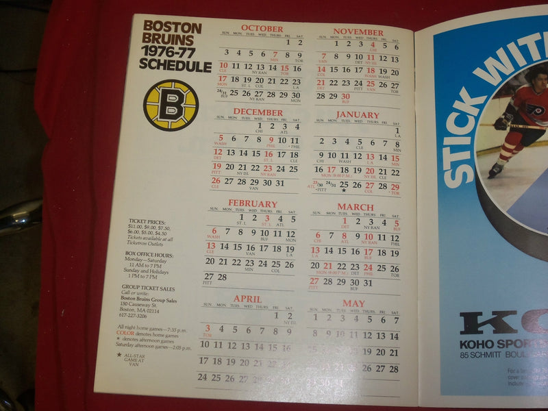 1976-77 BOSTON BRUINS OFFICIAL YEARBOOK - BRAD PARK, BUCYK, DON CHERRY - B 6343
