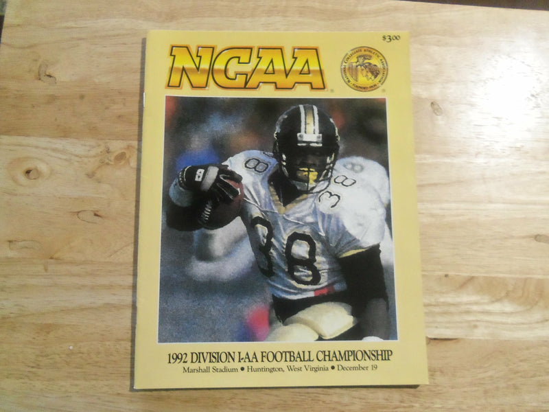 1992 DEC 19 NCAA I-AA CHAMPIONSHIP PROGRAM - MARSHALL VS YOUNGSTOWN ST - ST 658L