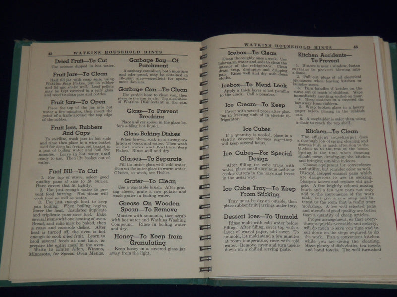 1941 WATKINS HOUSEHOLD HINTS BOOK BY ELAINE ALLEN - PRODUCT REVIEWS - KD 2370