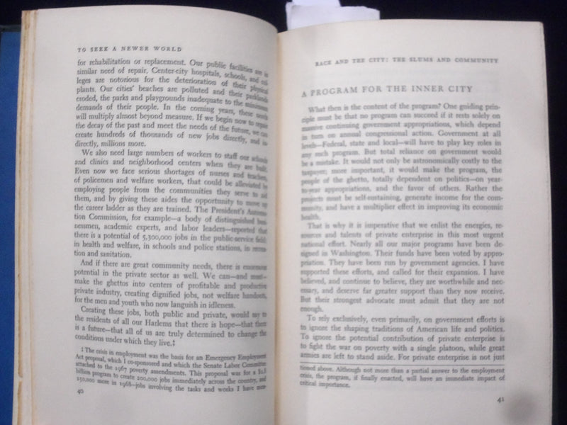 1967 TO SEEK A NEWER WORLD HARDCOVER BOOK BY ROBERT F. KENNEDY - KD 8677