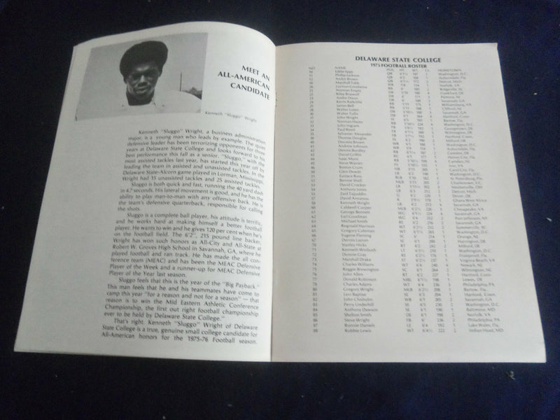 1975 OCT 11 FOOTBALL PROGRAM - DELAWARE STATE COLLEGE VS HOWARD UNIV - SP 1215U