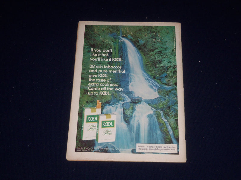 1972 WINTER COMPLETE SPORTS MAGAZINE - LARRY BROWN COVER - SP 5371