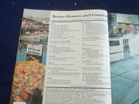 1968 MAY BETTER HOMES AND GARDENS MAGAZINE - NICE COVER, PHOTOS & ADS - ST 4628Q