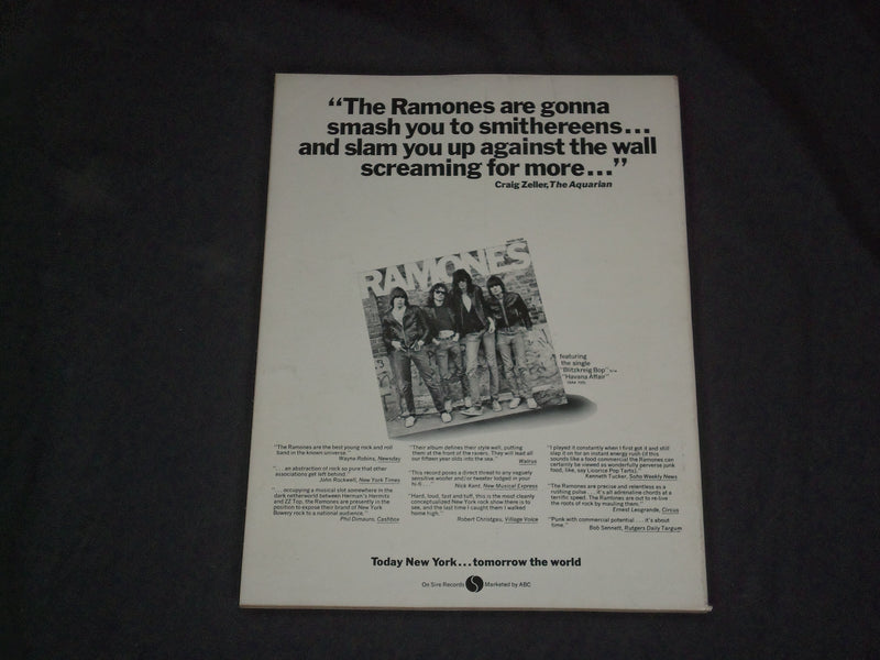 1976 OCTOBER BLAST MAGAZINE - MICK JAGGER COVER - CW 462