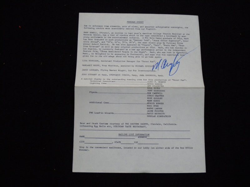 1985 PETER PAN THEATRE PROGRAM - NEHEMIAH PERSOFF + 13 OTHER SIGNATURES - J 8286