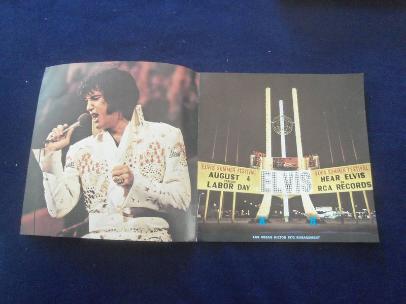 1972 ELVIS PRESLEY LAS VEGAS PHOTO FOLIO CONCERT EDITION PROGRAM - J 8392
