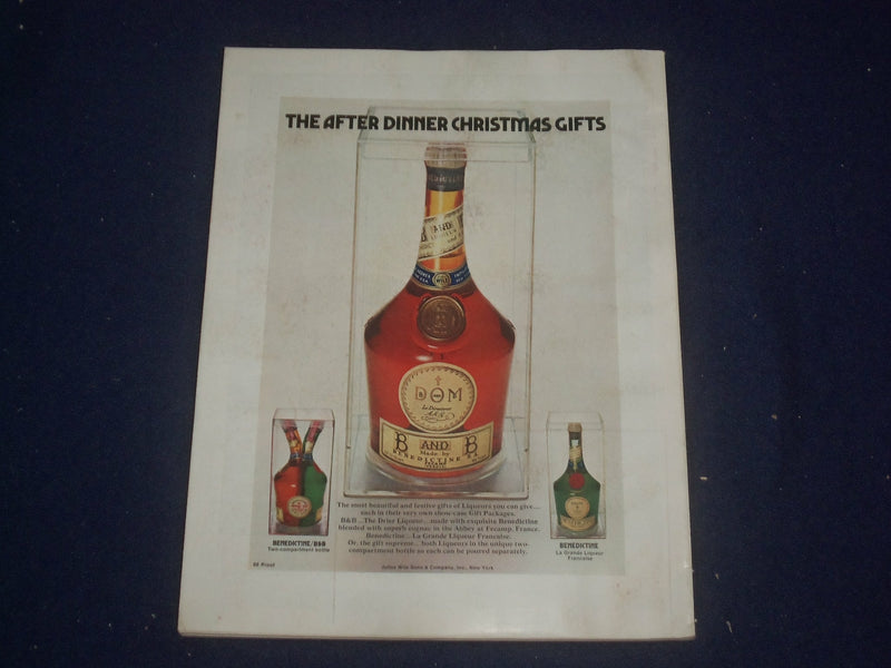 1973 DECEMBER TOWN & COUNTRY MAGAZINE - CARMEN DE BORBON COVER - ST 6844