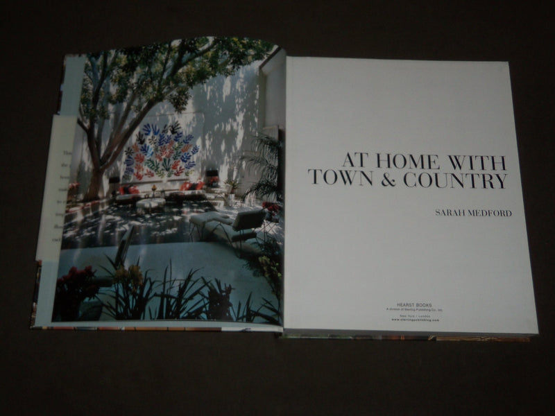 2010 AT HOME WITH TOWN & COUNTRY BOOK BY SARAH MEDFORD - GREAT PHOTOS - D 197