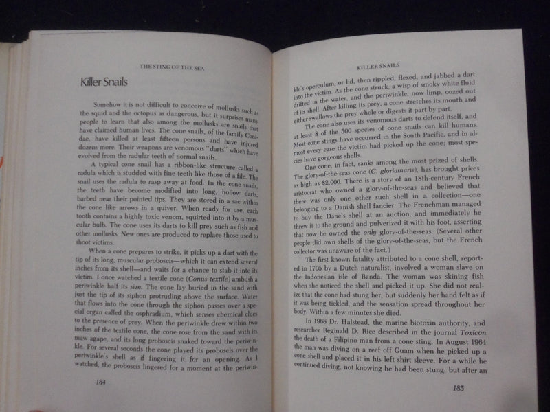 1973 KILLERS OF THE SEAS HARDCOVER BOOK BY EDWARD R. RICCIUTI - KD 8278