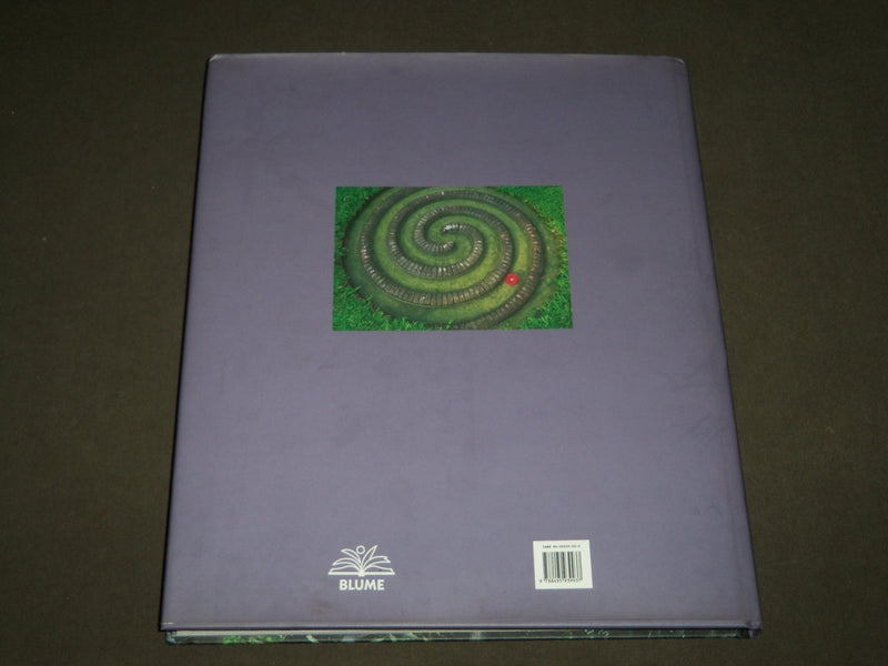 2005 JARDINES SECRETOS DE ESPANA BOOK BY EDUARDO MENCOS - SPANISH TEXT - I 1710