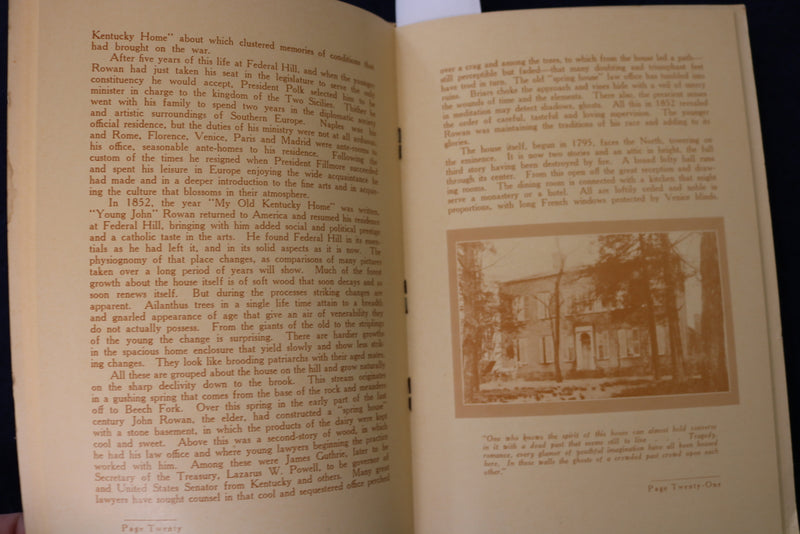 1959 THE OLD KENTUCKY HOME SOFTCOVER BOOK BY YOUNG E. ALLISON - K 1408