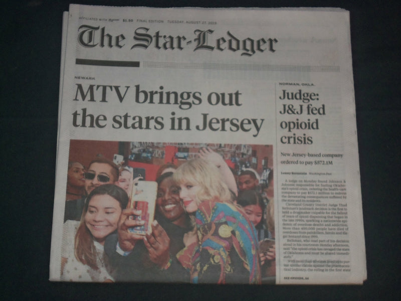 2019 AUGUST 27 THE STAR-LEDGER NEWSPAPER -TAYLOR SWIFT AT MTV VIDEO MUSIC AWARDS