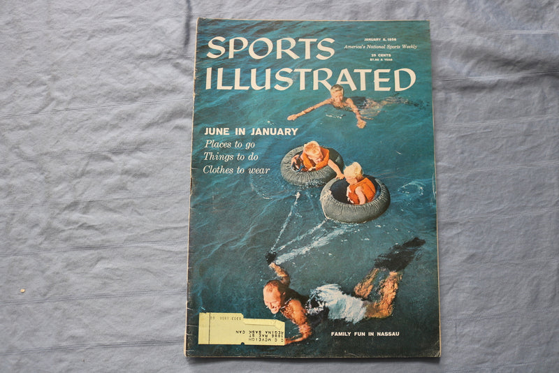 1958 JANUARY 6 SPORTS ILLUSTRATED MAGAZINE - FAMILY FUN IN NASSAU - ST 5505Q