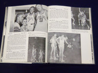 1957 GALLEON SETON HALL UNIVERSITY YEARBOOK - SOUTH ORANGE NJ - PHOTOS - YB 814