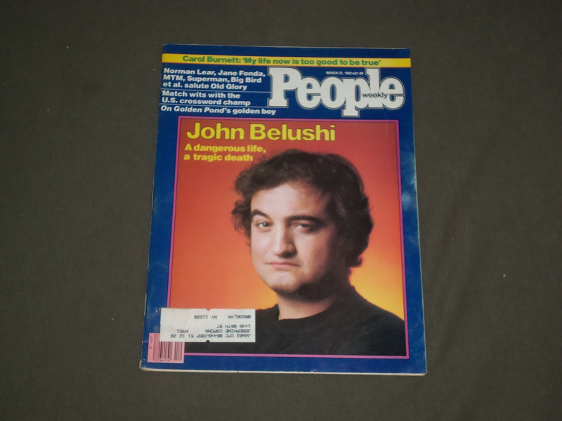 1982 MARCH 22 PEOPLE MAGAZINE - JOHN BELUSHI - B 4674