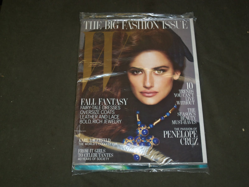 2012 SEPTEMBER W MAGAZINE - PENELOPE CRUZ COVER - B 3467
