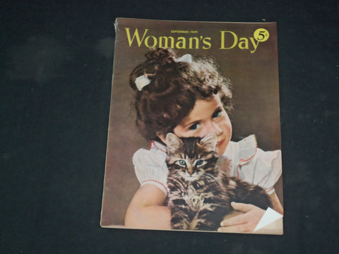 1949 SEPTEMBER WOMAN'S DAY MAGAZINE - GIRL AND CAT COVER - B 4038