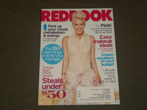 2013 MARCH REDBOOK MAGAZINE - PINK COVER - B 1579
