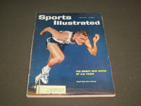 1961 JUNE 19 SPORTS ILLUSTRATED MAGAZINE - DASH MAN EARL YOUNG - SP 9011