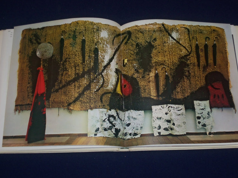 1978 MIRO CATALAN UNIVERSAL BOOK BY PERE GIMFERRER- FRENCH - PHOTOS - KD 2694