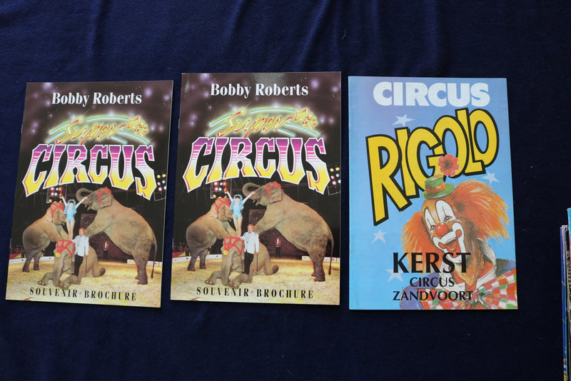 1970'S-1990'S HUGE CIRCUS PROGRAMS - LOT OF 45 - O 3506