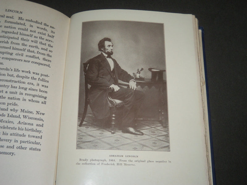 1928 LINCOLN-EMANCIPATOR OF THE NATION BY FREDERICK TREVOR HILL BOOK - KD 4420