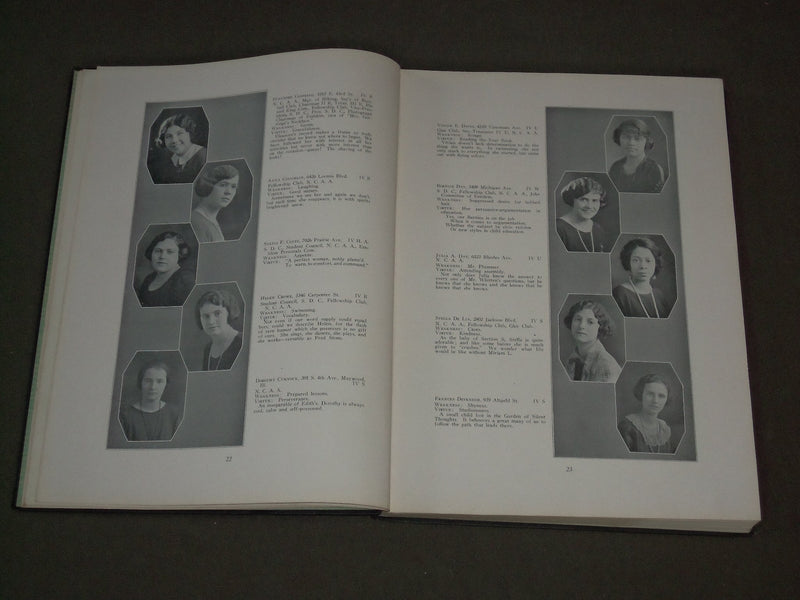 1923 THE EMBLEM CHICAGO NORMAL COLLEGE YEARBOOK - ILLINOIS - PHOTOS - YB 1134