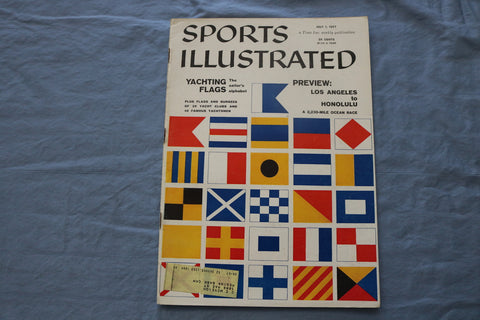 1957 JULY 1 SPORTS ILLUSTRATED MAGAZINE - YACHTING FLAGS COVER - ST 5505M