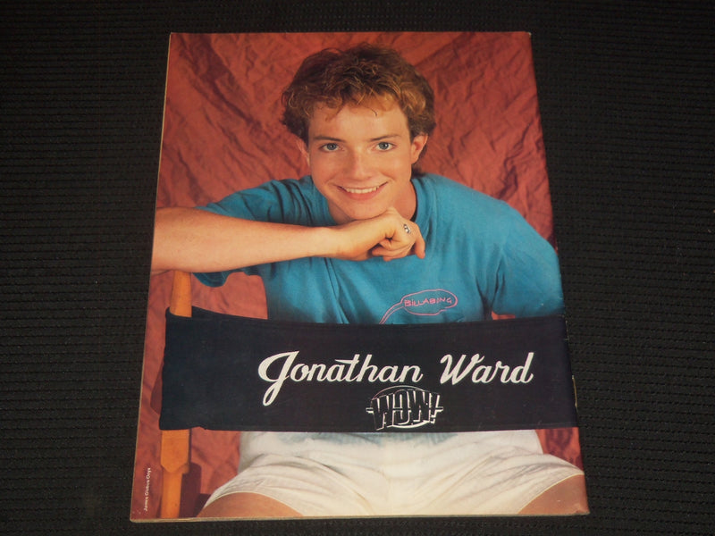 1988 MARCH WOW! MAGAZINE - RIVER PHOENIX FRONT COVER - E 14943