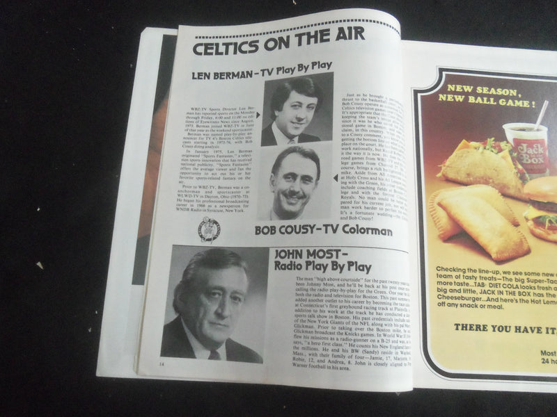 1976-1977 HOOP MAGAZINE-BOSTON CELTICS VS. PHILADELPHIA 76ERS-PLAYOFFS - B 4077I