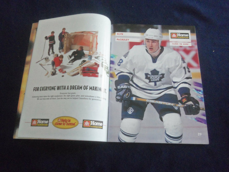 1998 DECEMBER 16 HOCKEY NIGHT IN TORONTO PROGRAM - LEAFS VS COYOTES - F 253R