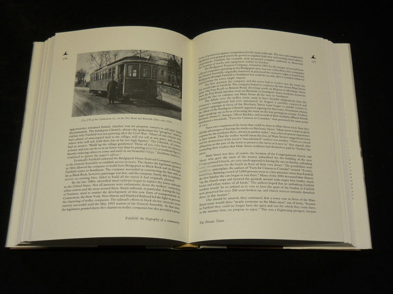 1988 FAIRFIELD 1639-1989 & 2000 BIOGRAPHY OF A COMMUNITY BOOK LOT OF 2 - KD 6026
