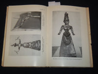 1955 ARCHAEOLOGICAL MUSEUM OF HERACLION GUIDE - SOFTCOVER - NICE PLATES - K 2037