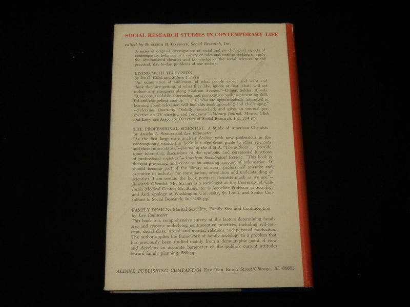 1965 FAMILY DESIGN HARDCOVER BOOK BY LEE RAINWATER - KD 6466