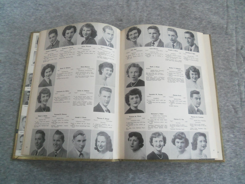 1950 MAGIC CASEMENTS LODI HIGH SCHOOL YEARBOOK - LODI, NEW JERSEY - YB 2888