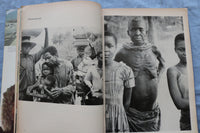 1970 PHOTOGRAPHY ANNUAL MAGAZINE - MANY GREAT PHOTOGRAPHS - ST 5510Q