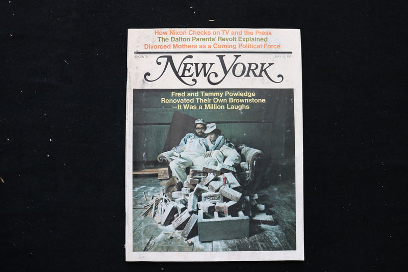1971 MAY 10 NEW YORK MAGAZINE - FRED & TAMMY POWLEDGE COVER - E 10482