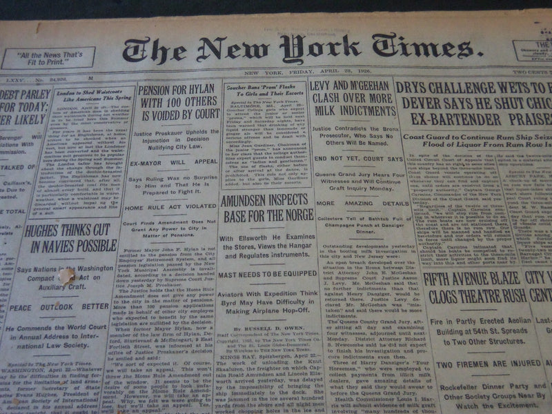 1926 APRIL 23 NEW YORK TIMES - AMUNDSEN INSPECTS BASE FOR THE NORGE - NT 5581
