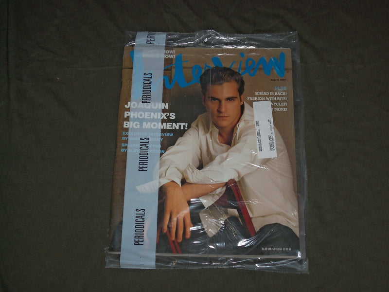 2000 AUGUST INTERVIEW MAGAZINE - JOAQUIN PHOENIX COVER - B 4435