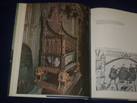 1977 THE FACE OF MONARCHY HARDCOVER BOOK BY RICHARD ORMOND - KD 2796