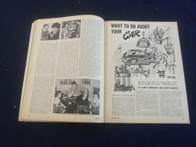 1942 MAY 23 LIBERTY MAGAZINE - ABBOTT, COSTELLO AND HITLER - B 4197L