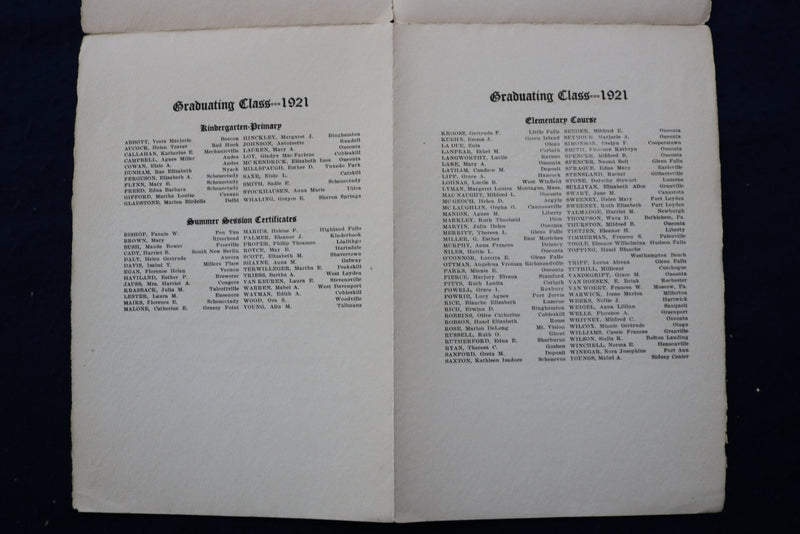 1921 STATE NORMAL SCHOOL COMMENCEMENT SOFTCOVER BOOKLET - ONEONTA, NY - K 923