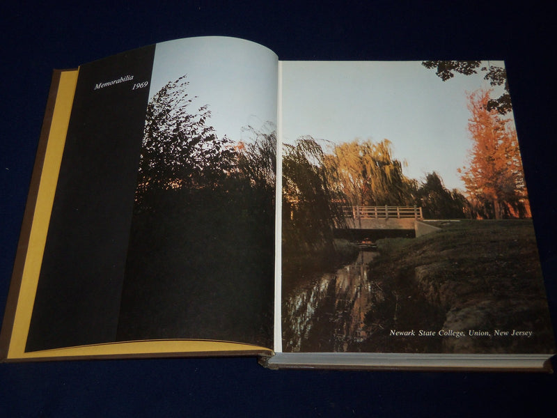 1969 MEMORABILIA NEWARK STATE COLLEGE YEARBOOK VOLUME 37 - UNION NJ - YB 780