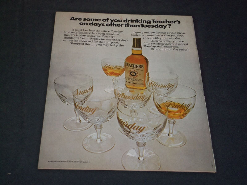 1971 MARCH 8 NEW YORK MAGAZINE - THE GAMES NATIONS PLAY IN NEW YORK - SP 3739
