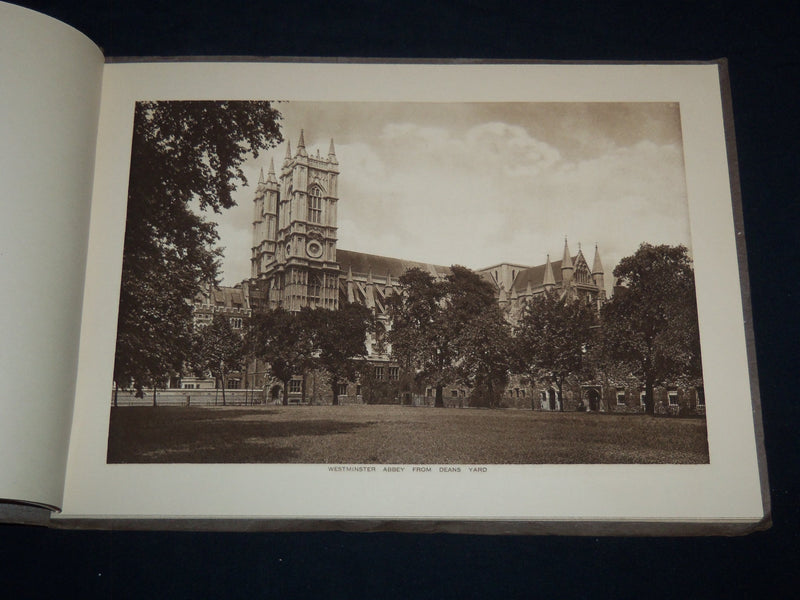 1900'S LONDON CITY VIEW BOOK - GREAT PHOTOS - SOFTCOVER - J 8684