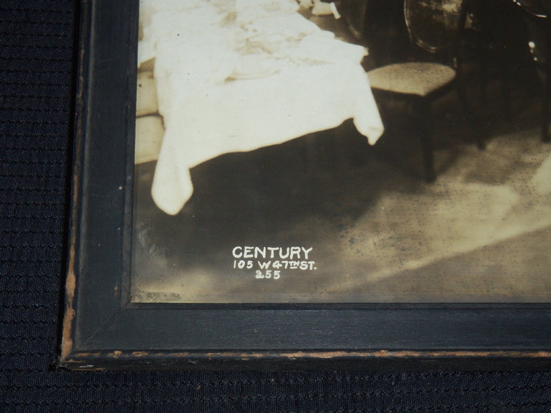 1923 PHI DELTA PHI CLUB DINNER - ARMY - NAVY CLUB FRAMED PHOTO - 14 1/2x11- #214