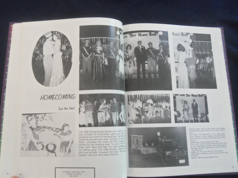 1989 PIRATEER PETERSBURG HIGH SCHOOL YEARBOOK - PETERSBURG, NEBRASKA - YB 2839