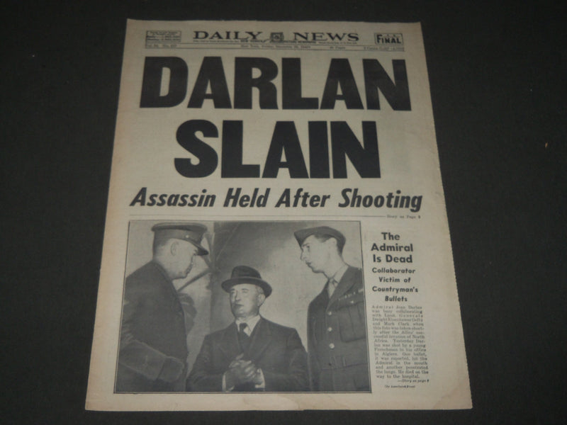 1942 DECEMBER 25 NEW YORK DAILY NEWS - JEAN DARLAN SLAIN - NP 2911