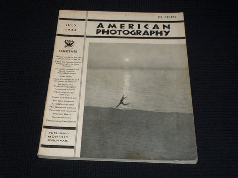 1934 JULY AMERICAN PHOTOGRAPHY MAGAZINE - NICE BEACH SUNSET FRONT COVER - E 7685